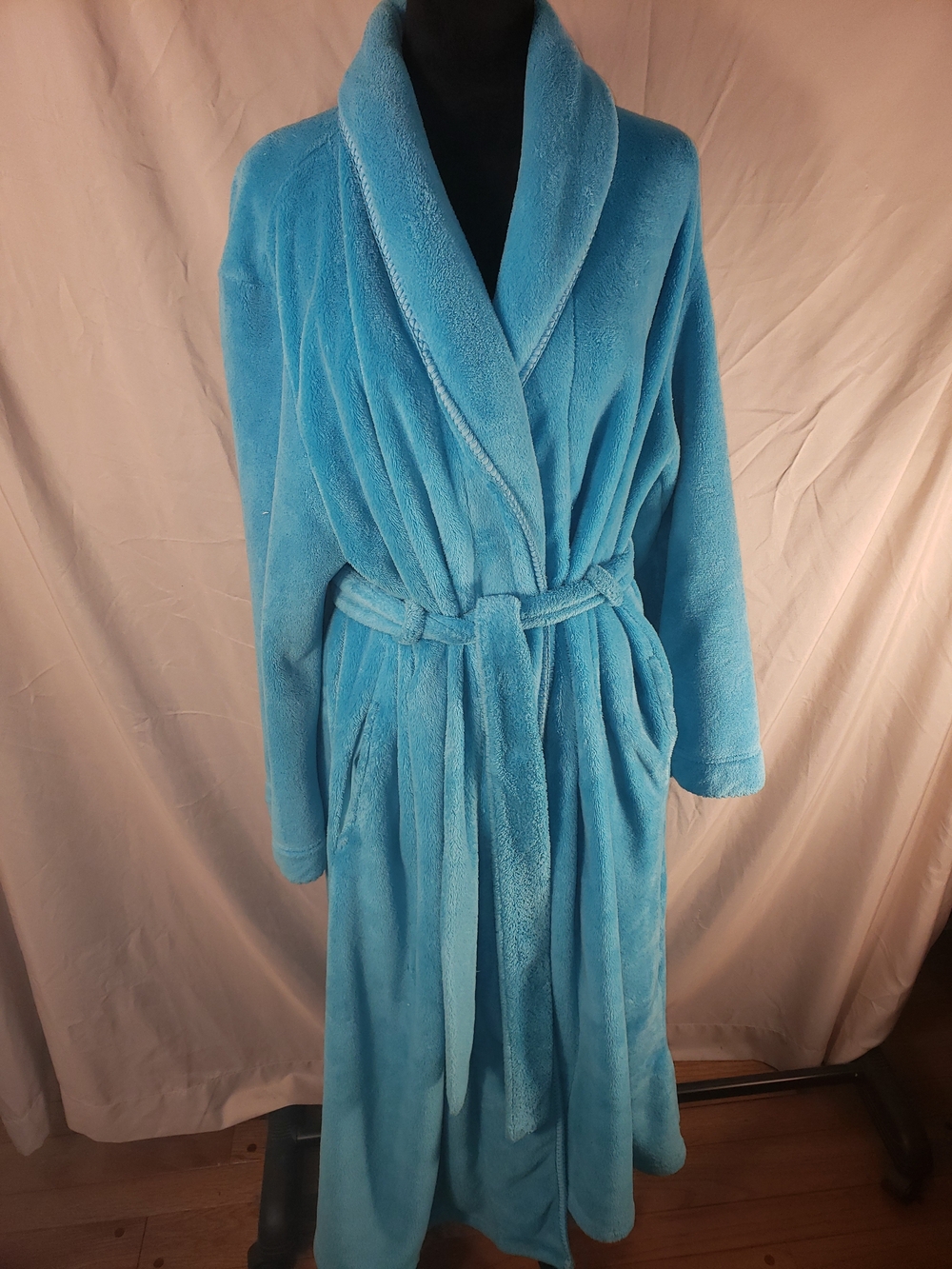 Women’s Cabernet Shawl Collar Plush Robe - Blue - L